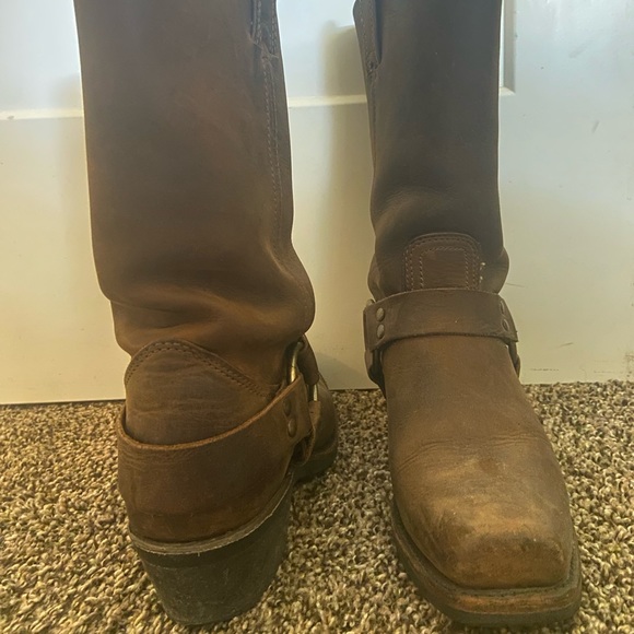 Frye Harness 12R Classic Women’s Boot - Picture 9 of 15